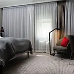 فندق بيرغين بورس 5*