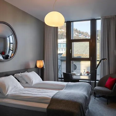 Bors Hotel