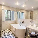 Hotel Bors