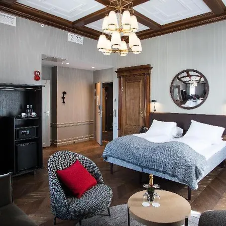 Bors Hotel